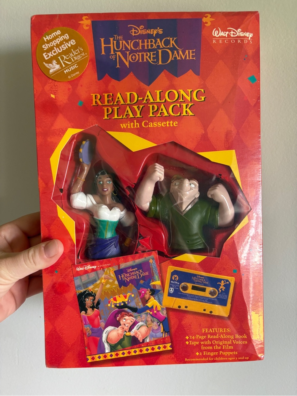 Rare Vintage 1990s Hunchback of Notre Dame Read Along Play Pack cassette & dolls